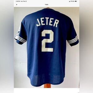 Genuine Merchandise Starter New York Yankees Derek Jeter Youth Size Large